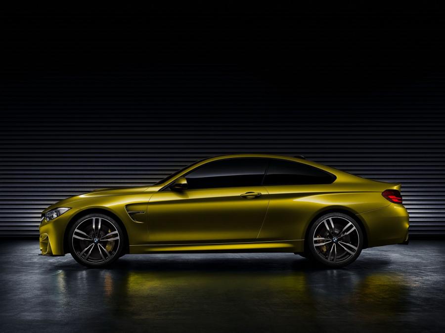  BMW M4 Coupe Concept 2013 года  (фото 2 из 12)